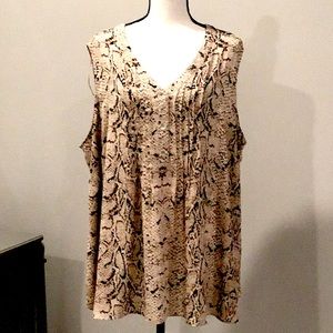 Snakeskin print shell 3X